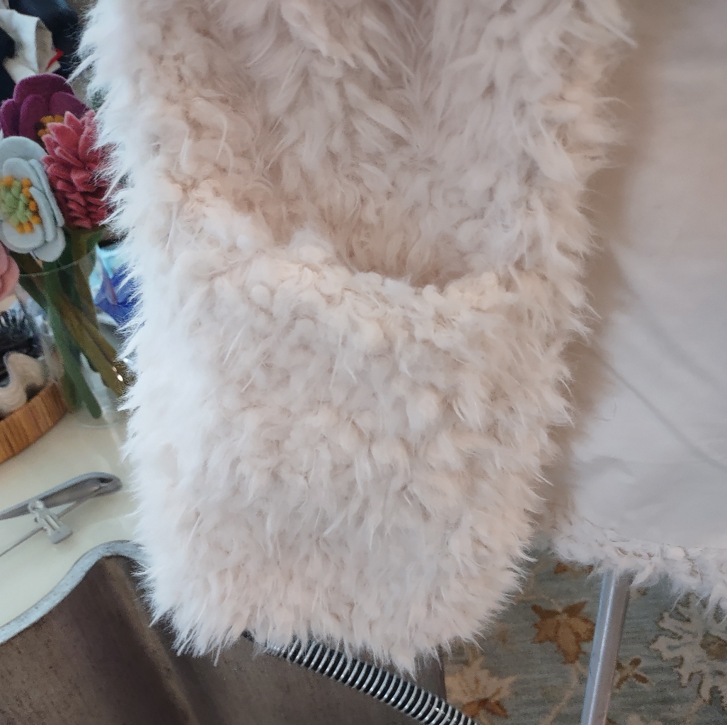 Nwt Grace & Lace Fleece Vest - L — image 6 of 7